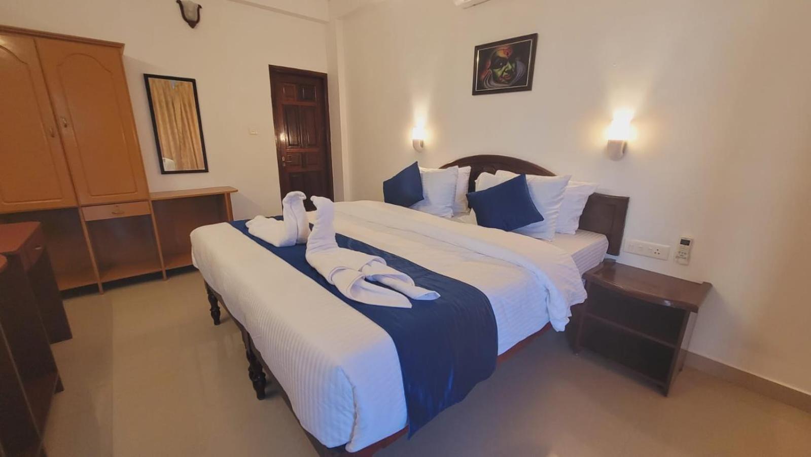 Tippys Beach Resort Kovalam Exterior photo